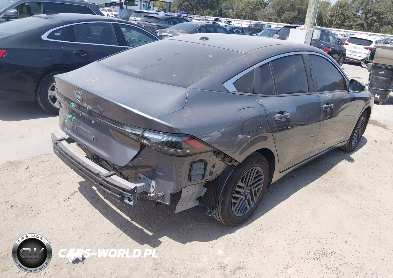 2026 Nissan Sentra Sv VIN:3N1AB9CVXTY261384 - 4