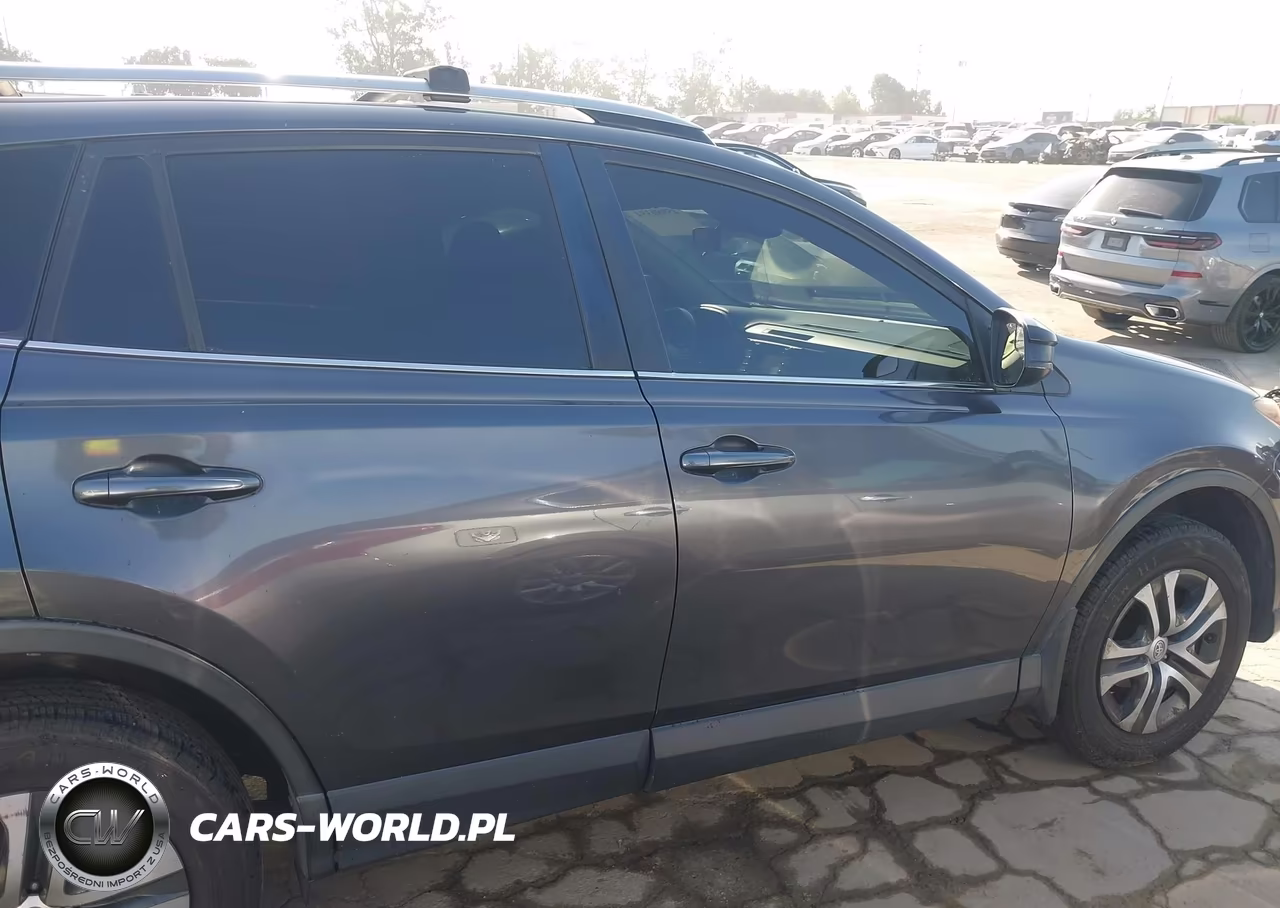 2017 Toyota Rav4 Le VIN:JTMZFREVXHJ716067 - 13