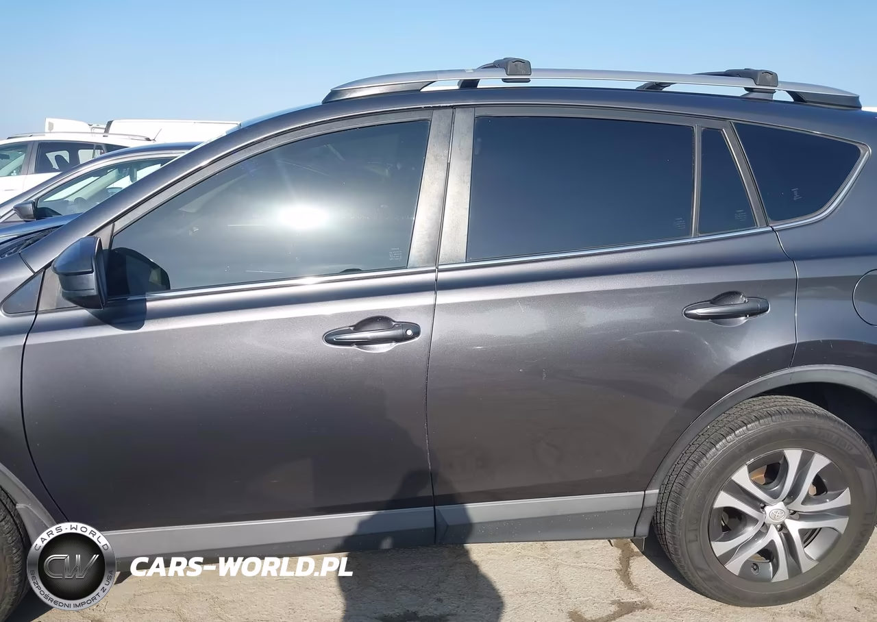 2017 Toyota Rav4 Le VIN:JTMZFREVXHJ716067 - 14
