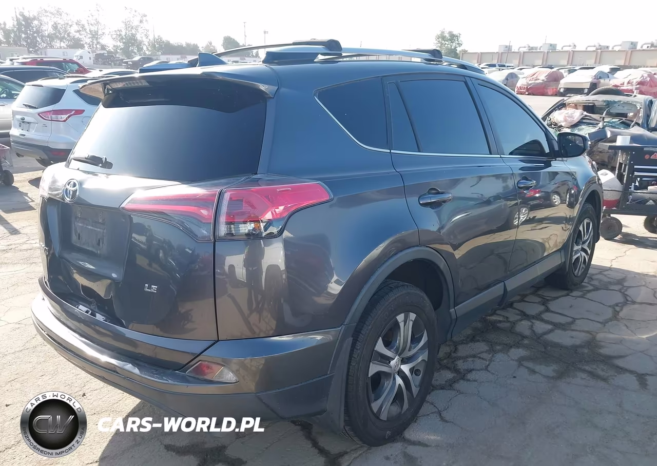 2017 Toyota Rav4 Le VIN:JTMZFREVXHJ716067 - 4