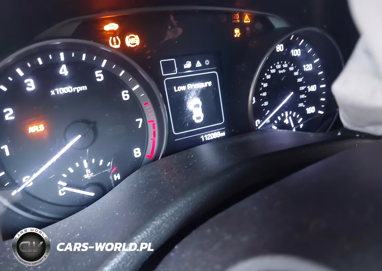 2018 Hyundai Elantra Limited VIN:5NPD84LF6JH269092 - 7