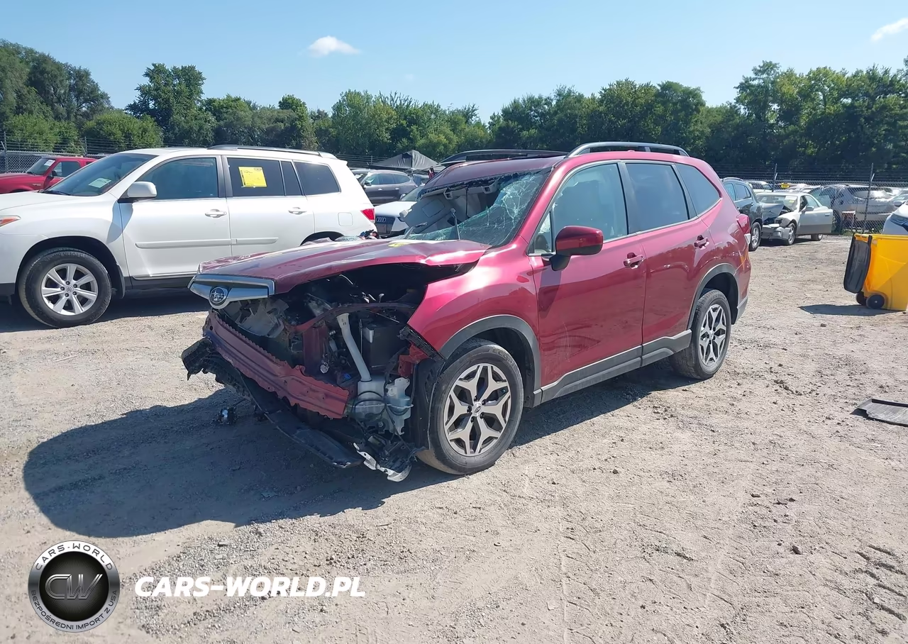 2021 Subaru Forester Premium VIN:JF2SKAFC5MH561801 - 2
