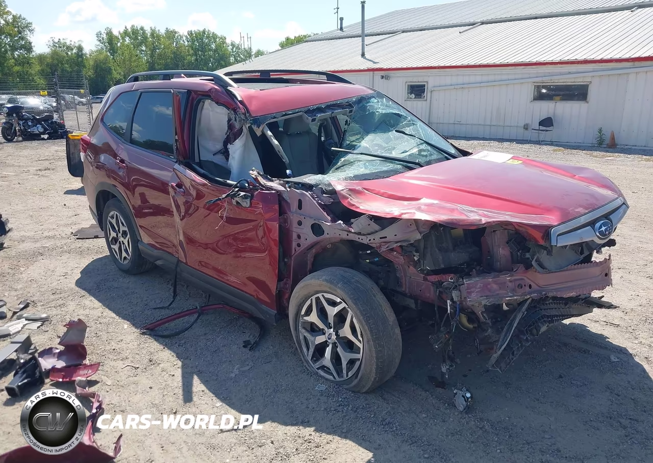 2021 Subaru Forester Premium VIN:JF2SKAFC5MH561801 - 6