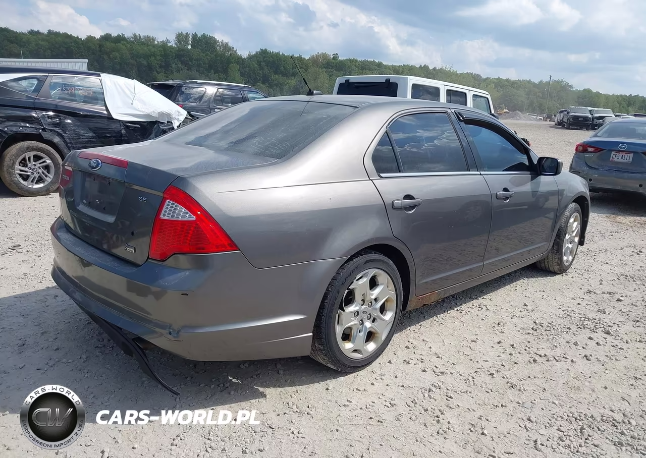 2010 Ford Fusion Se VIN:3FAHP0HG0AR212100 - 4