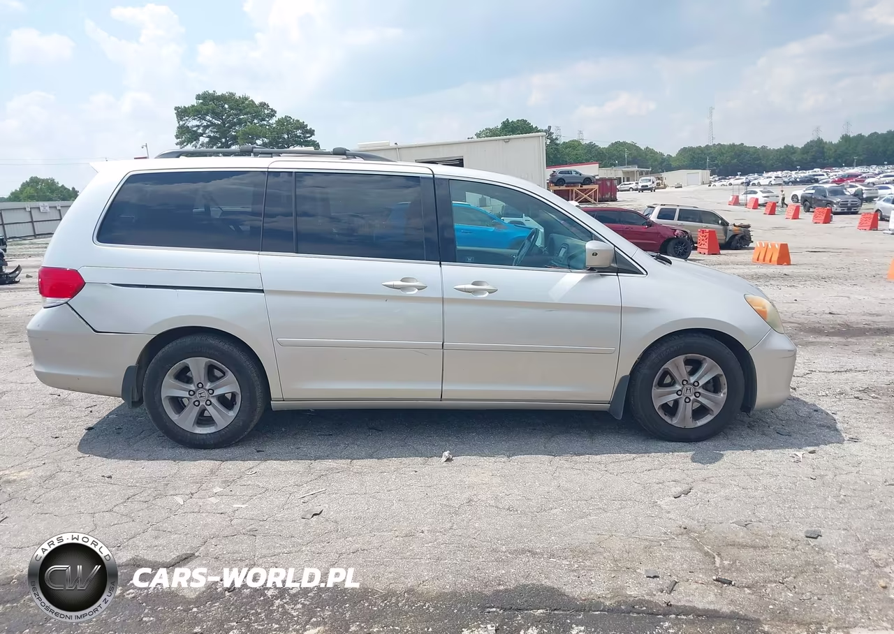 2008 Honda Odyssey Touring VIN:5FNRL38978B040740 - 13