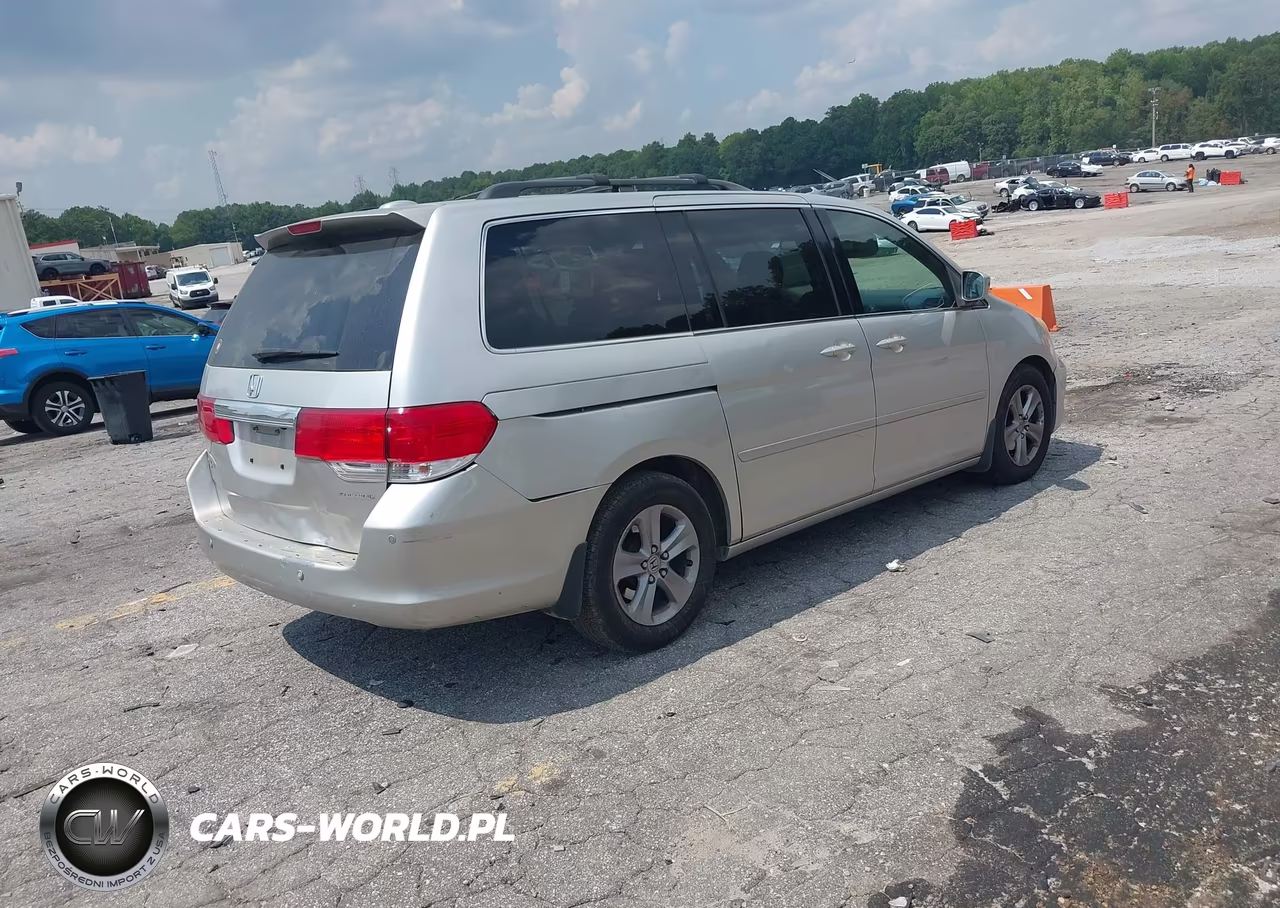 2008 Honda Odyssey Touring VIN:5FNRL38978B040740 - 4