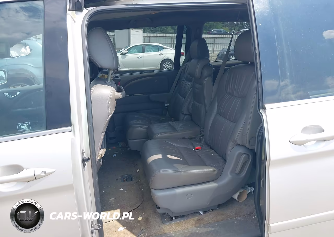 2008 Honda Odyssey Touring VIN:5FNRL38978B040740 - 8