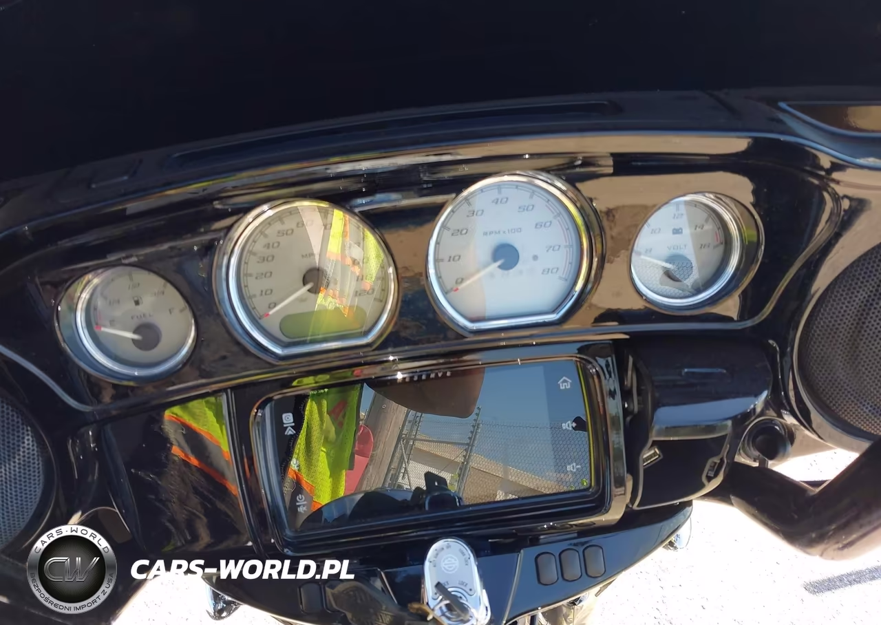 2014 Harley-Davidson Flhx Street Glide VIN:1HD1KBM1XEB608213 - 7