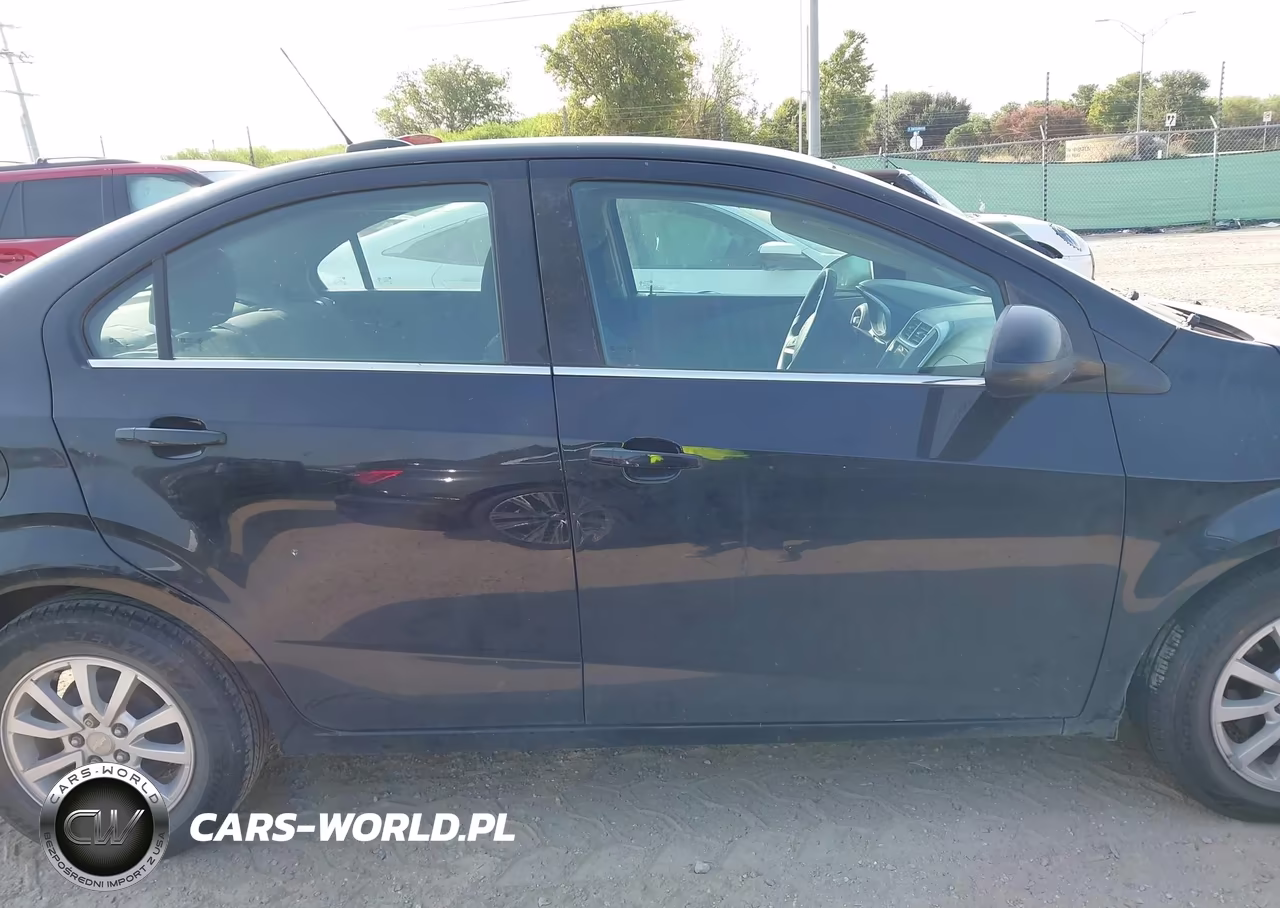 2019 Chevrolet Sonic Lt Auto VIN:1G1JD5SB5K4101057 - 13