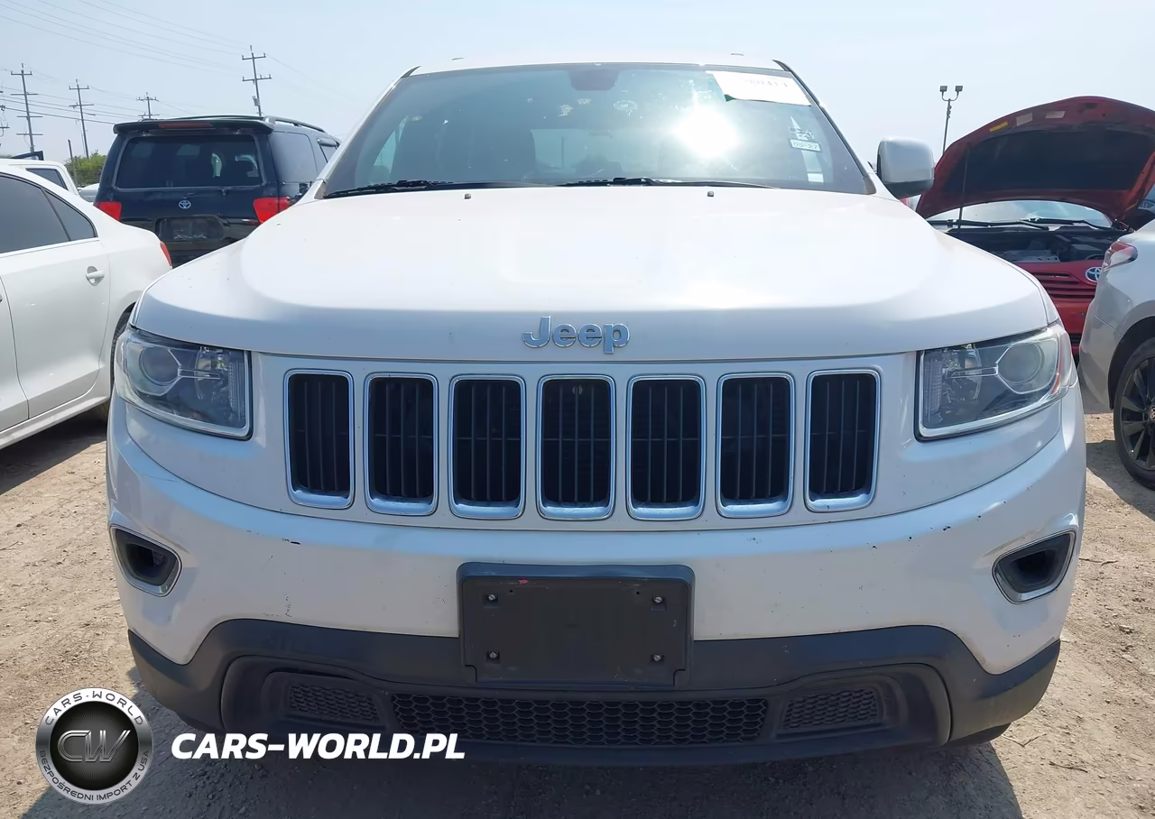 2015 Jeep Grand Cherokee Laredo VIN:1C4RJEAG2FC109161 - 12