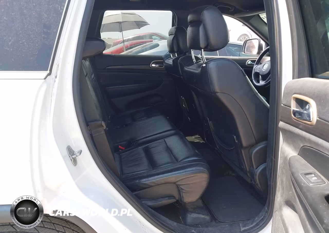 2015 Jeep Grand Cherokee Laredo VIN:1C4RJEAG2FC109161 - 8