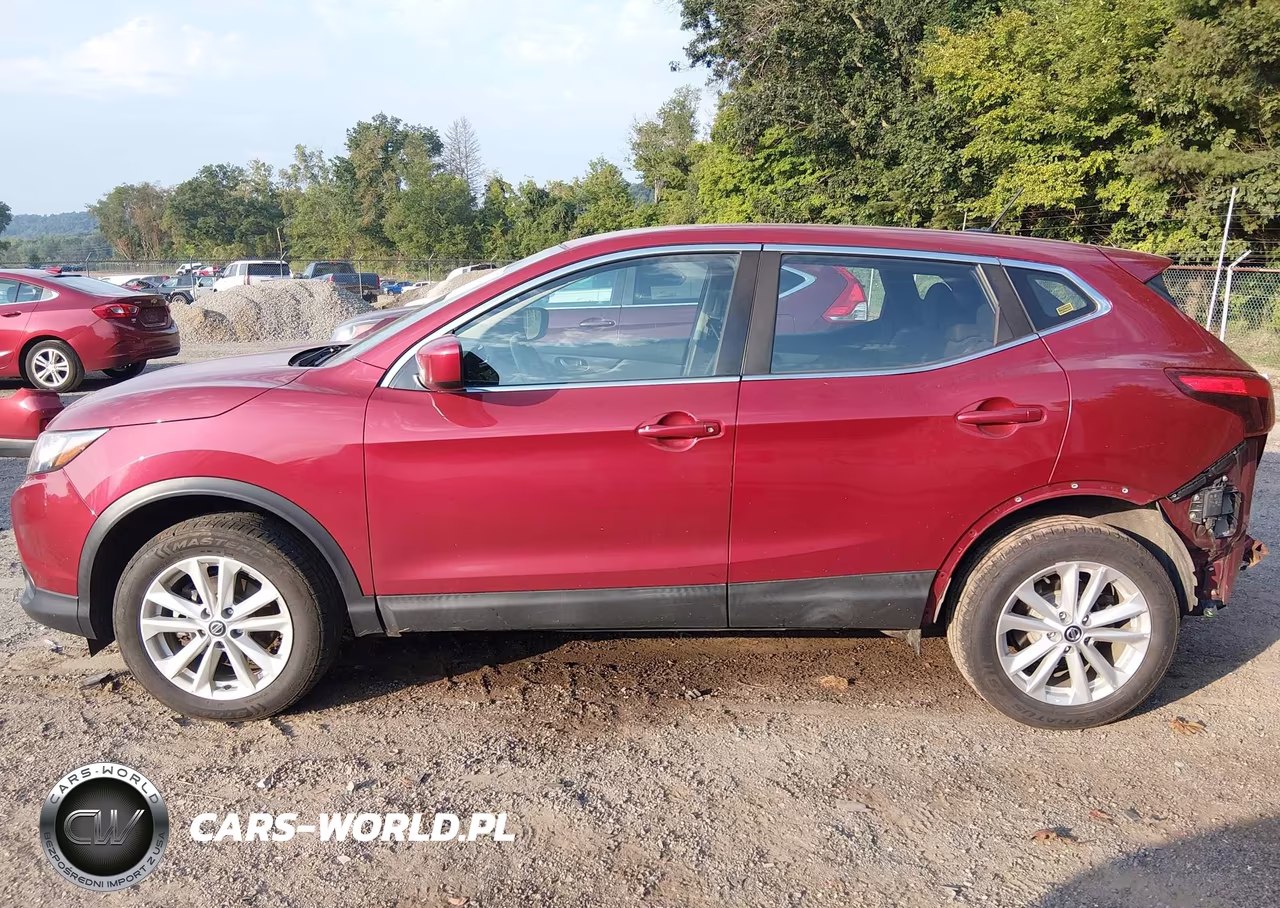 2019 Nissan Rogue Sport S VIN:JN1BJ1CR4KW335805 - 14