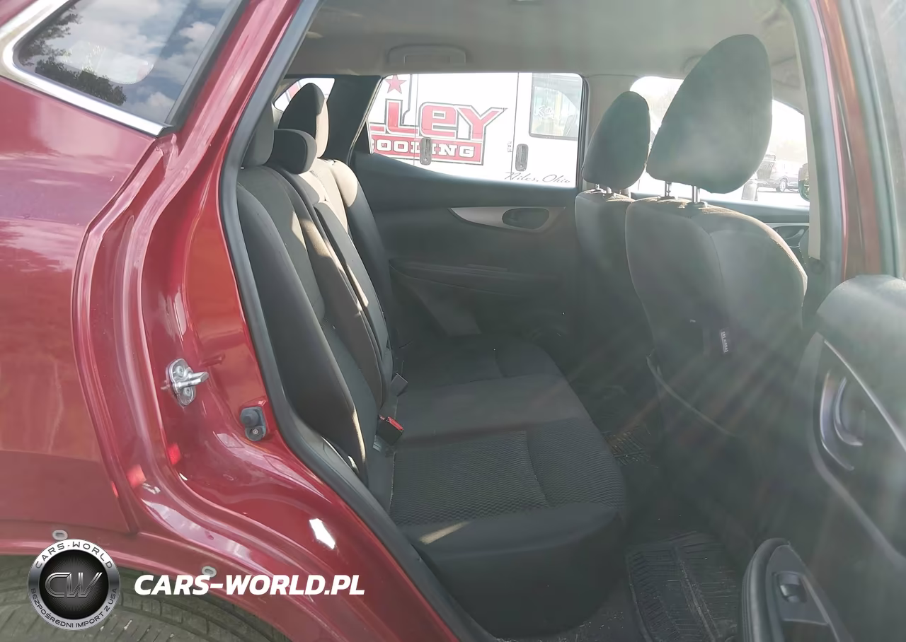2019 Nissan Rogue Sport S VIN:JN1BJ1CR4KW335805 - 8