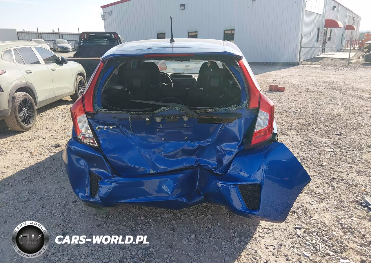 2015 Honda Fit Lx VIN:3HGGK5H50FM724803 - 16