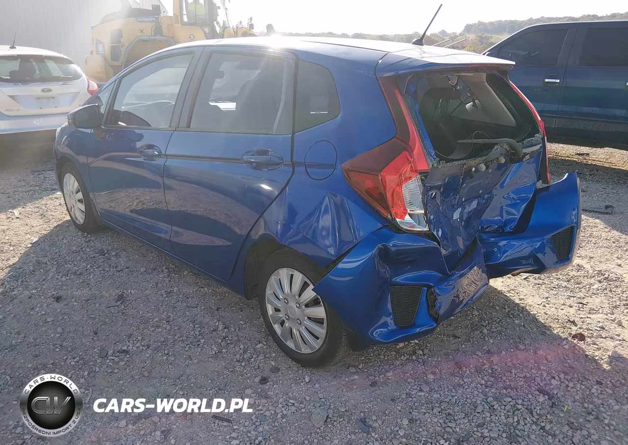 2015 Honda Fit Lx VIN:3HGGK5H50FM724803 - 3