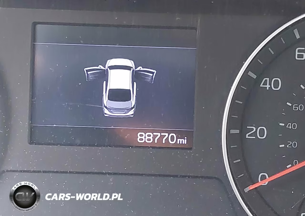 2019 Kia Forte Lxs VIN:3KPF24AD8KE076847 - 16