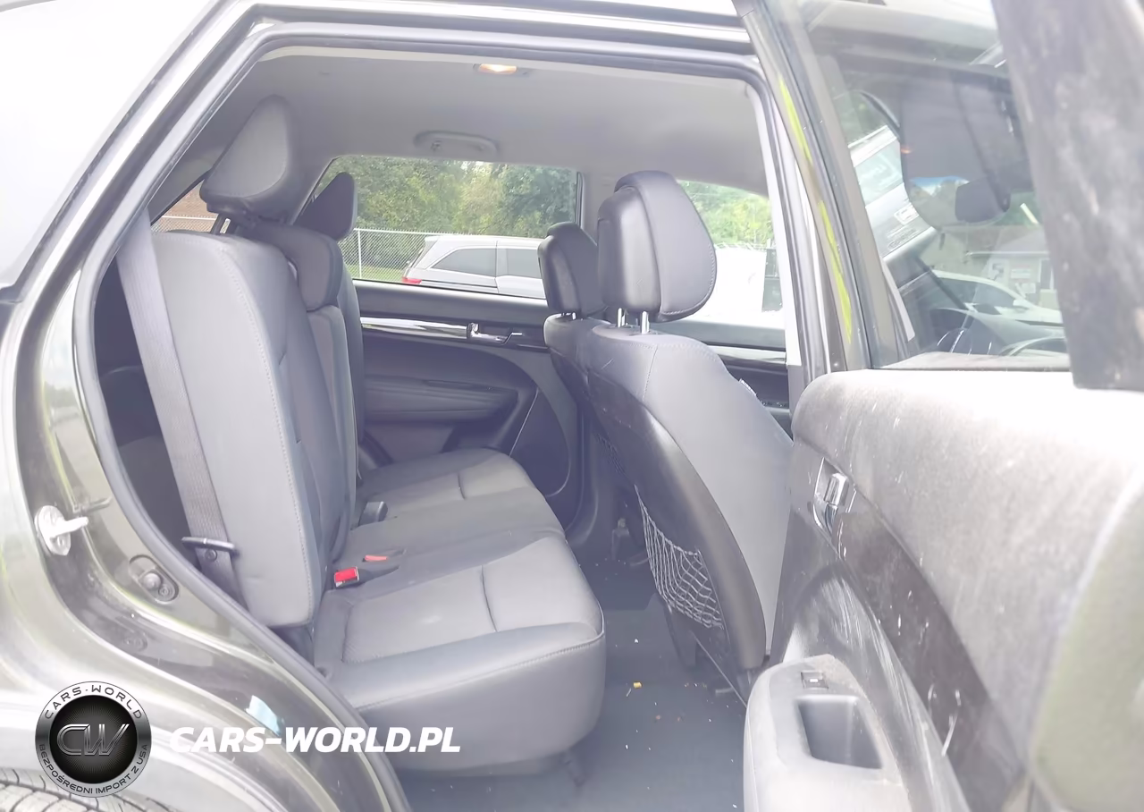2012 Kia Sorento Lx VIN:5XYKTCA61CG212490 - 8