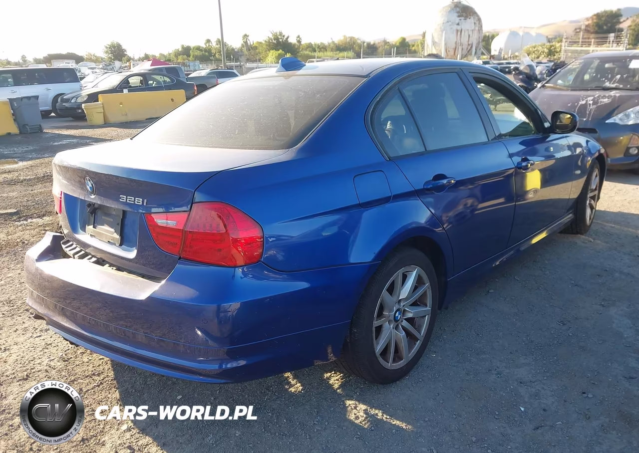 2009 BMW 328I VIN:WBAPH77599NM46839 - 4