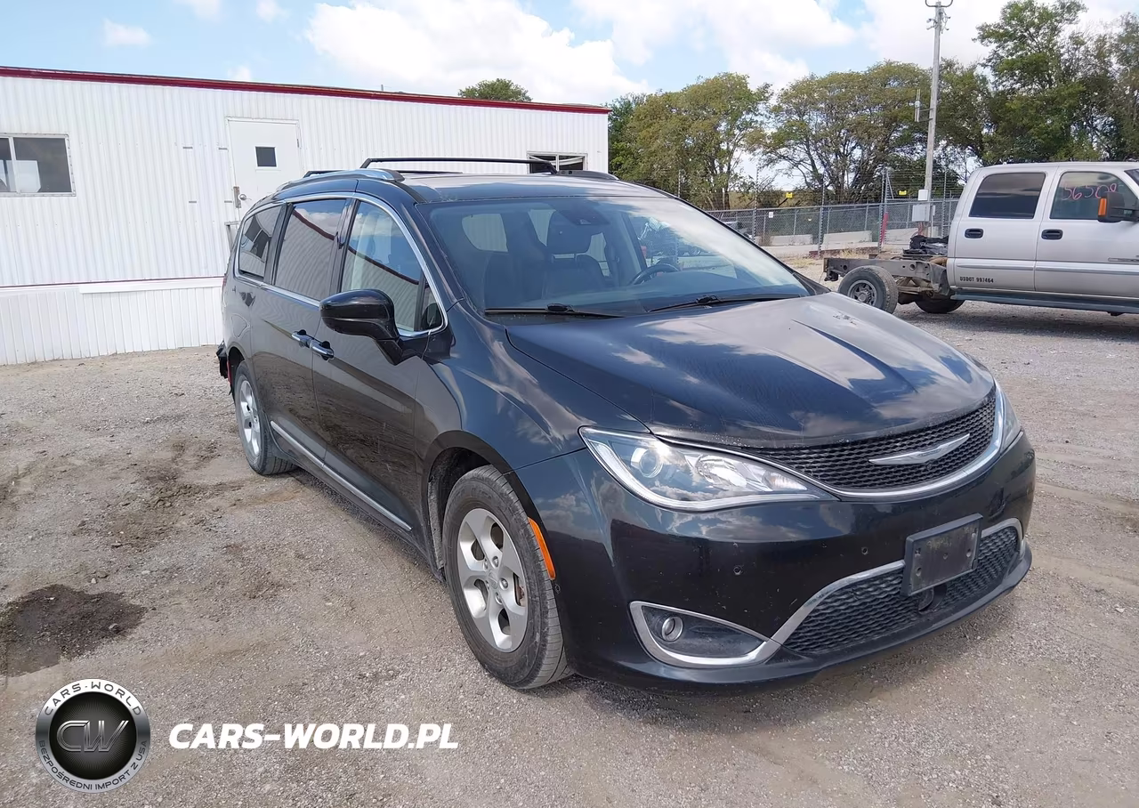 2017 Chrysler Pacifica Touring-L Plus VIN:2C4RC1EG9HR757426 - 1