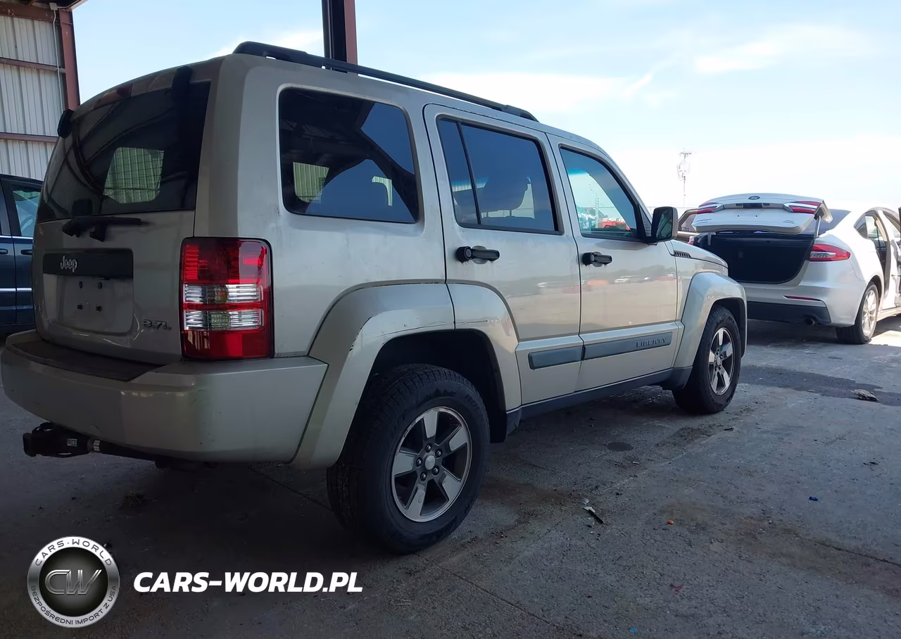 2008 Jeep Liberty Sport VIN:1J8GN28K08W179191 - 4