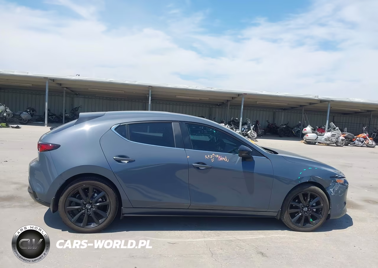 2026 Mazda Mazda3 2.5 S Carbon Edition VIN:JM1BPBLL4T1857300 - 14