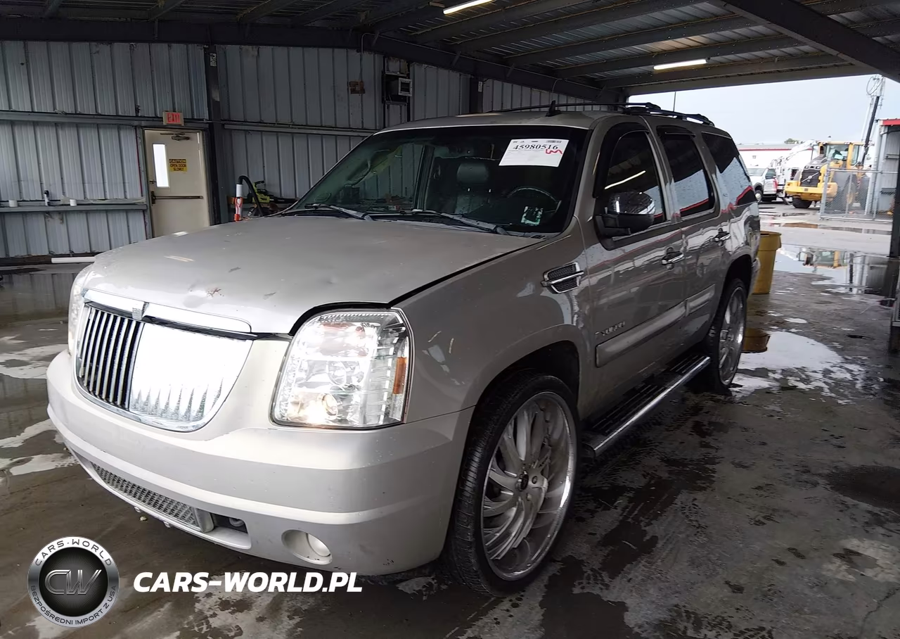 2007 GMC Yukon Slt VIN:1GKFC13J17R140399 - 2