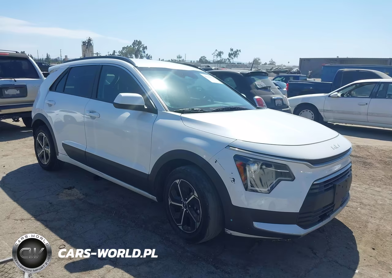 2024 Kia Niro Lx