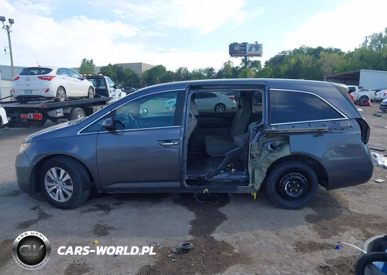 2016 Honda Odyssey Se VIN:5FNRL5H34GB116484 - 15