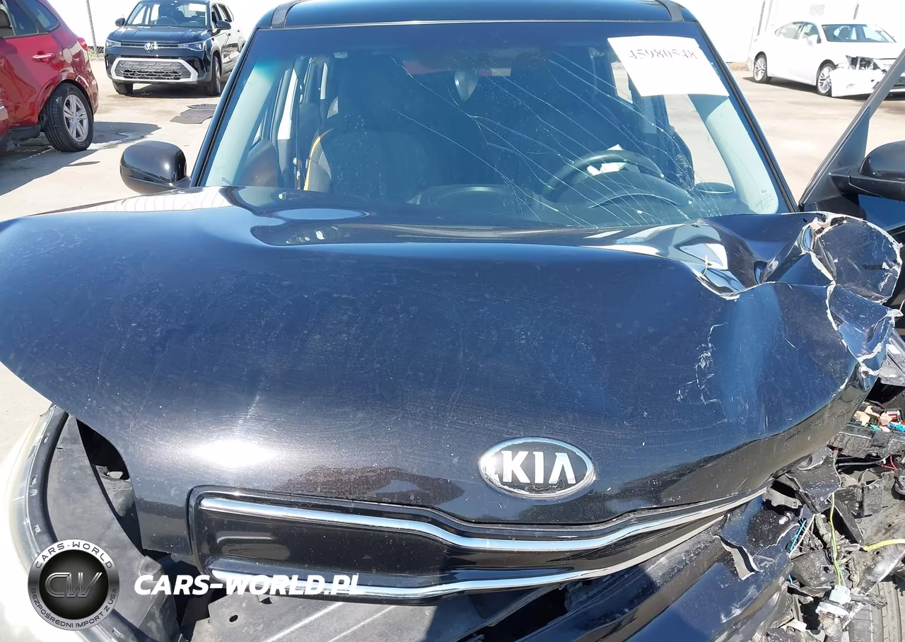 2019 Kia Soul + VIN:KNDJP3A5XK7642036 - 10