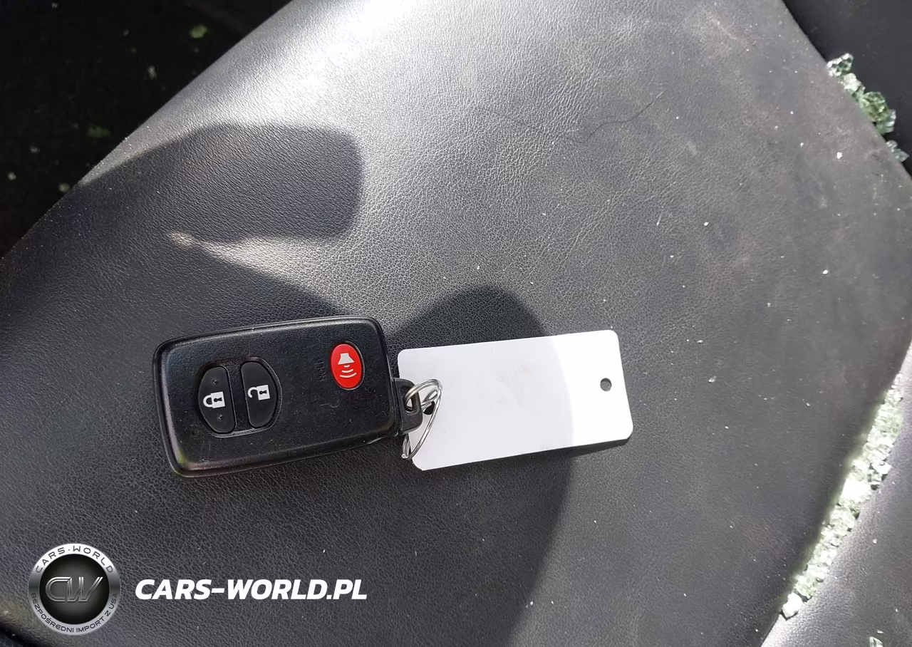 2016 Toyota Prius V Four VIN:JTDZN3EU3GJ048716 - 11
