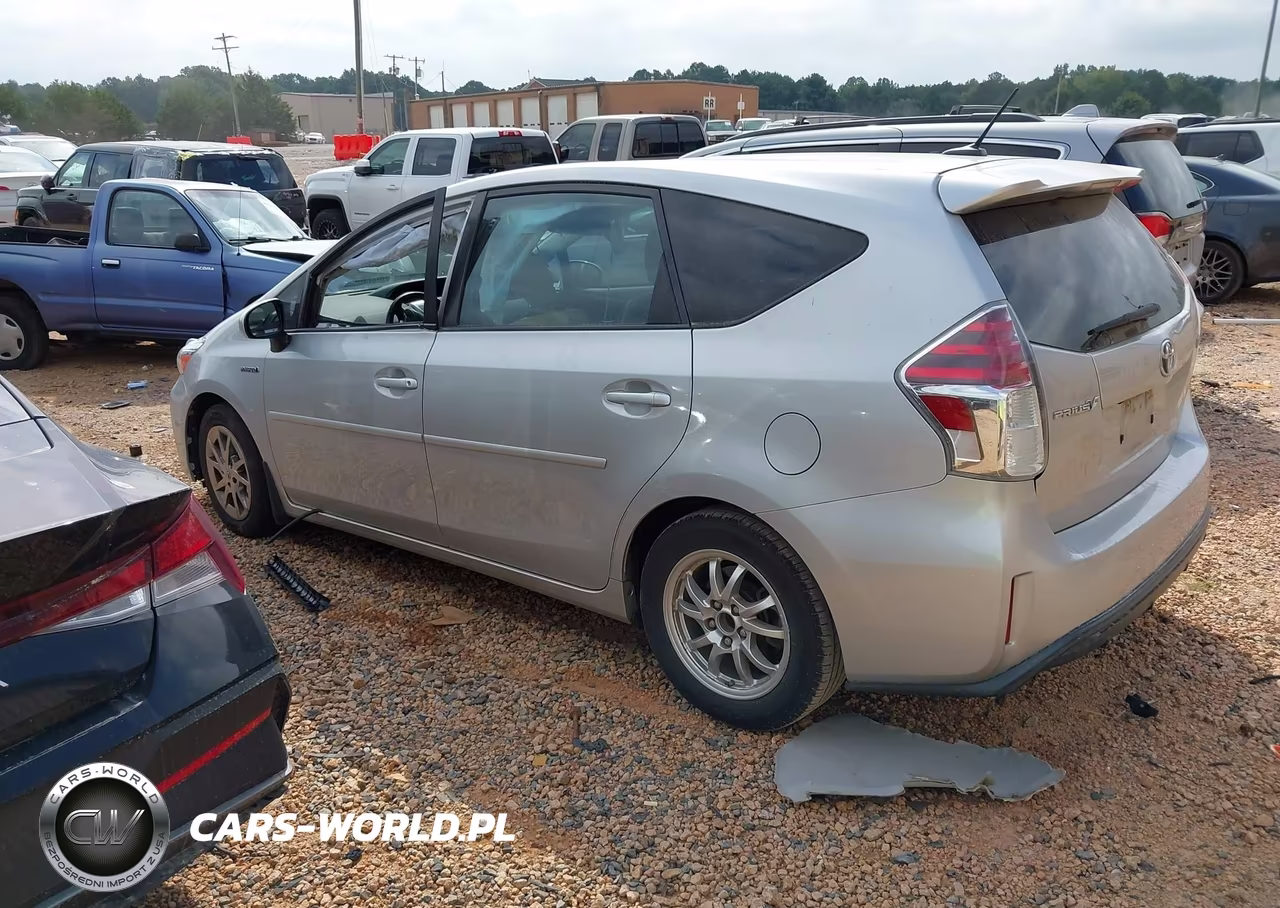 2016 Toyota Prius V Four VIN:JTDZN3EU3GJ048716 - 3
