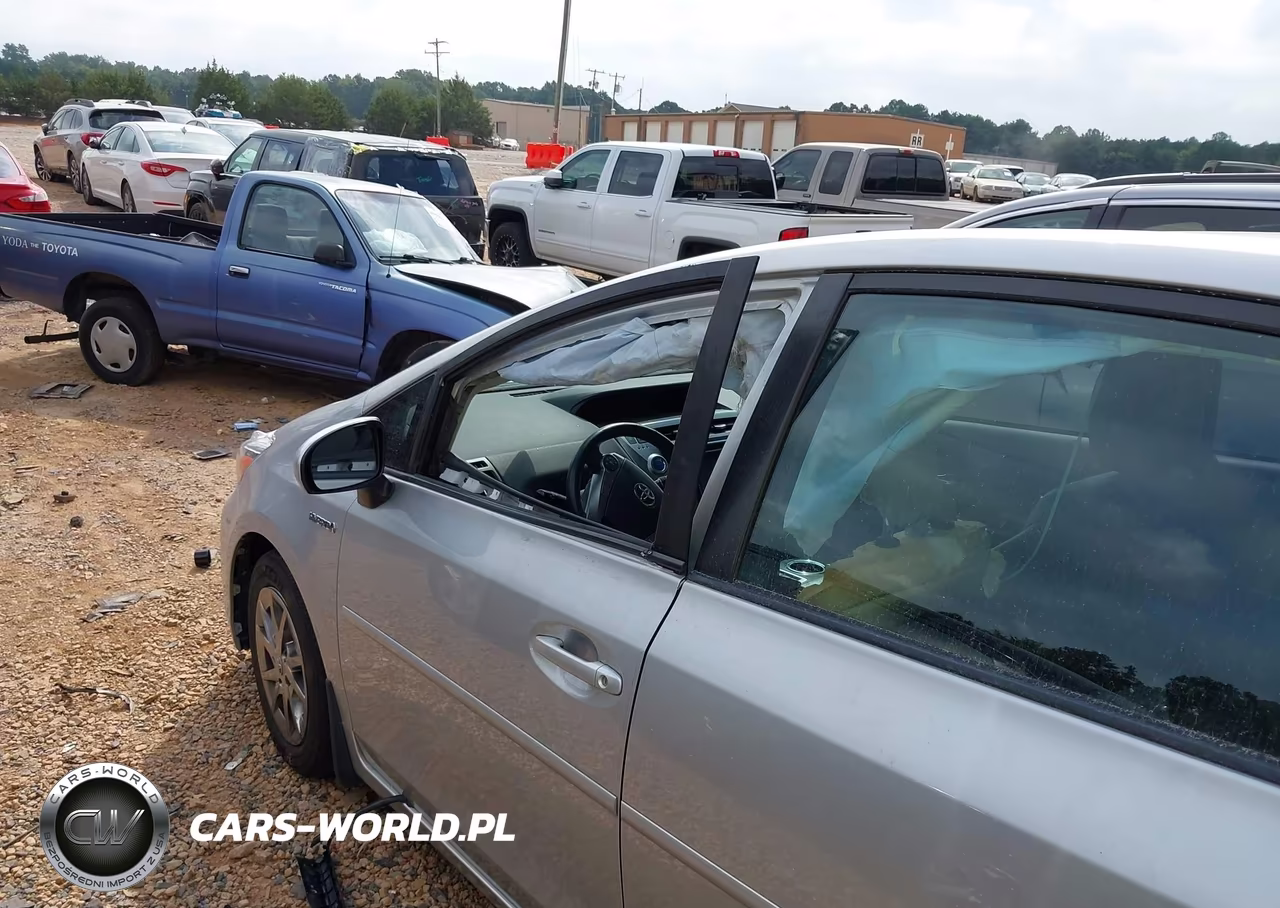 2016 Toyota Prius V Four VIN:JTDZN3EU3GJ048716 - 6