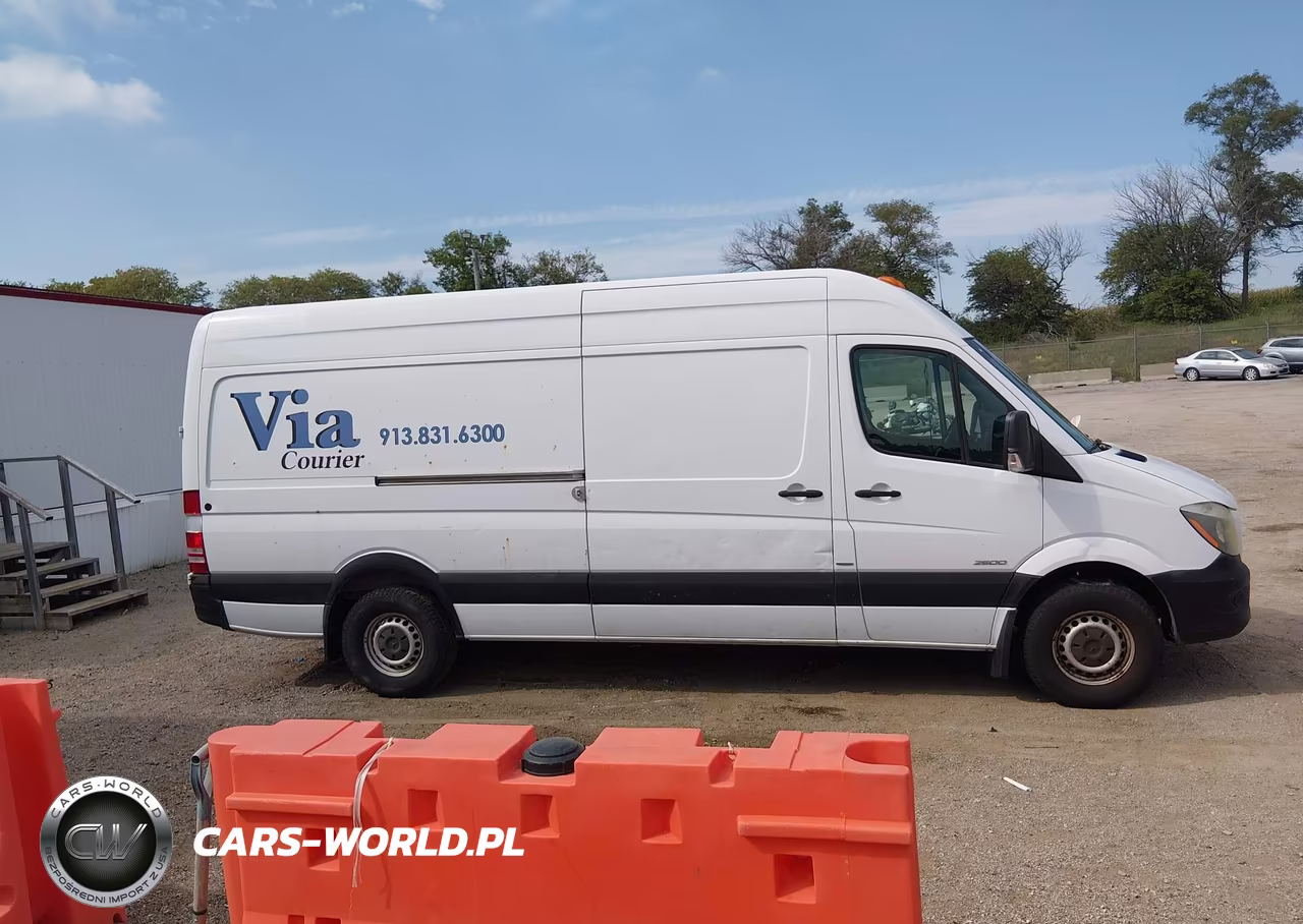2014 Mercedes-Benz Sprinter 2500 High Roof VIN:WD3PE8DC5E5858667 - 13