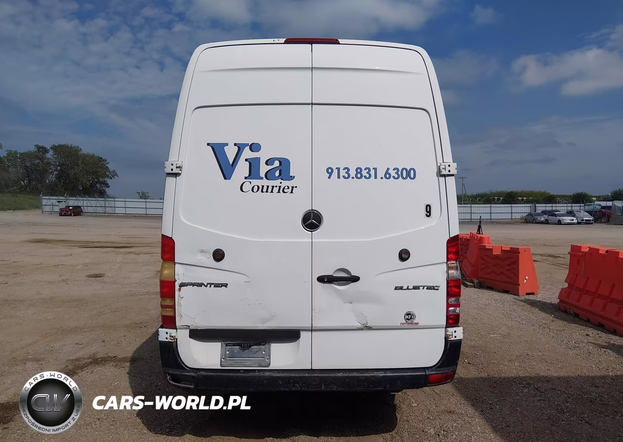 2014 Mercedes-Benz Sprinter 2500 High Roof VIN:WD3PE8DC5E5858667 - 16