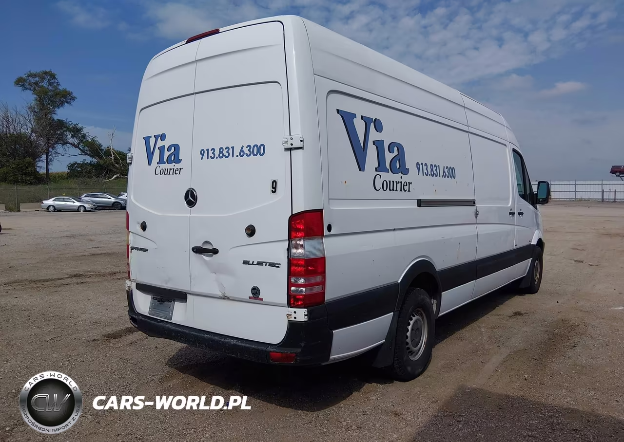 2014 Mercedes-Benz Sprinter 2500 High Roof VIN:WD3PE8DC5E5858667 - 4