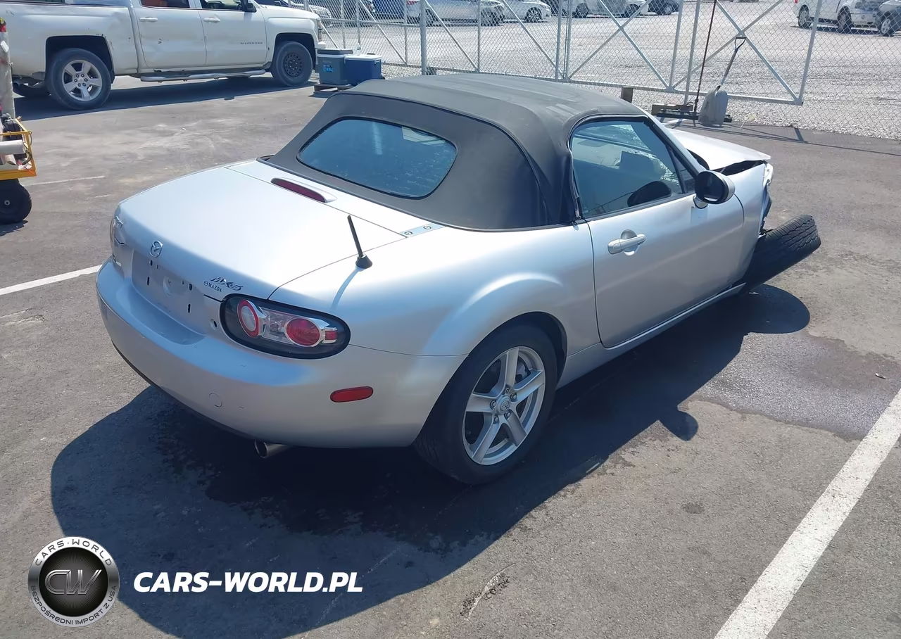2006 Mazda Mx-5 Touring VIN:JM1NC25F660118357 - 4