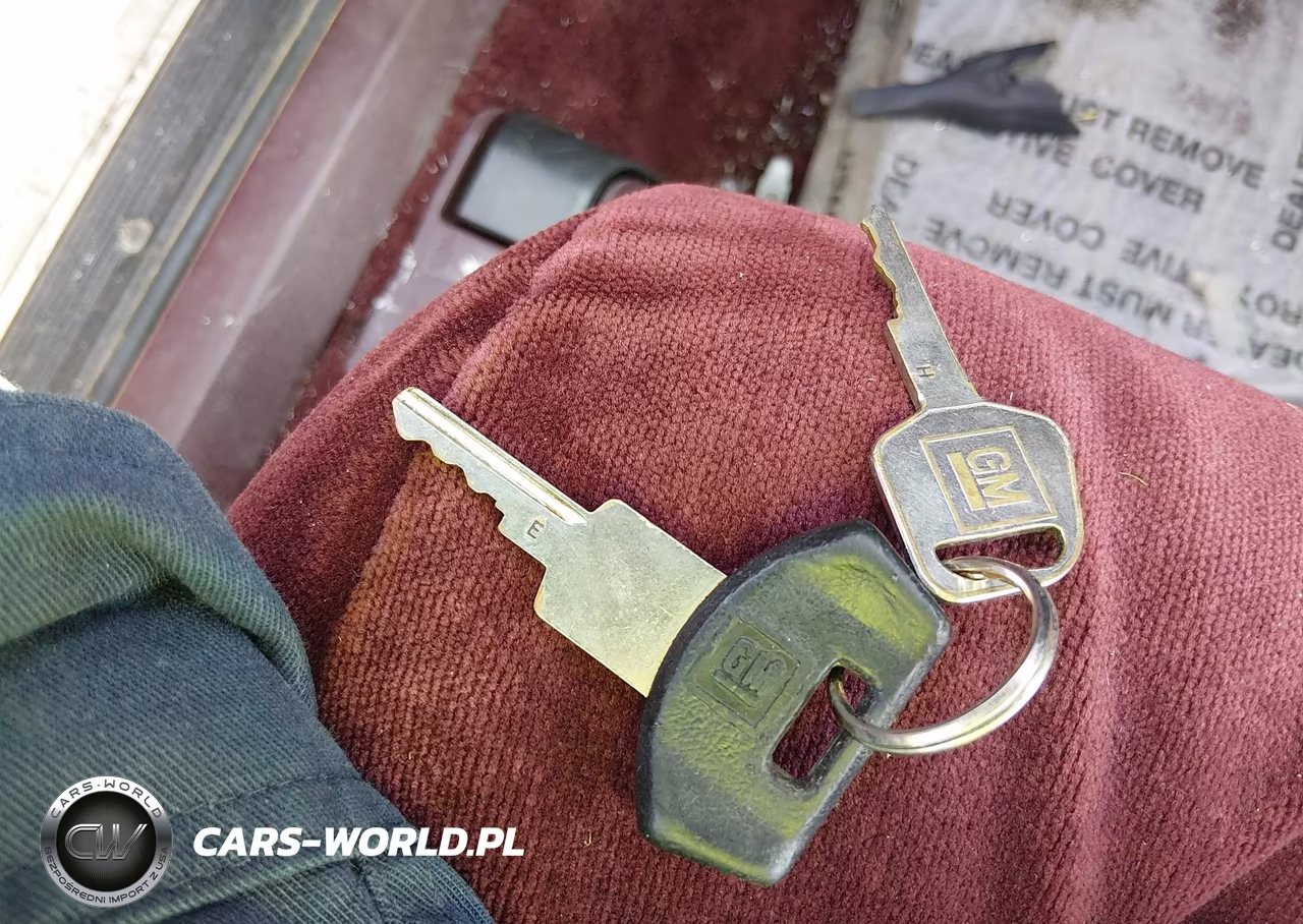 1993 Oldsmobile Cutlass Supreme VIN:1G3WT34T8PD313176 - 11