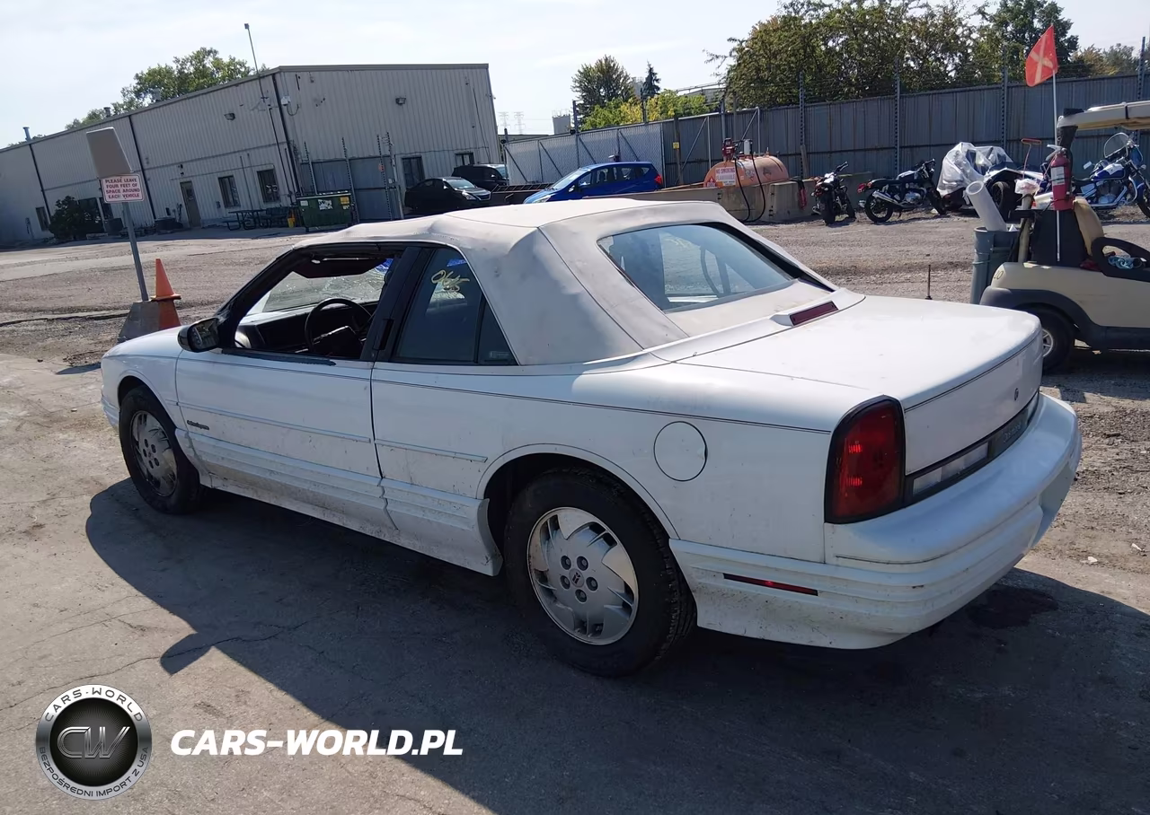 1993 Oldsmobile Cutlass Supreme VIN:1G3WT34T8PD313176 - 3