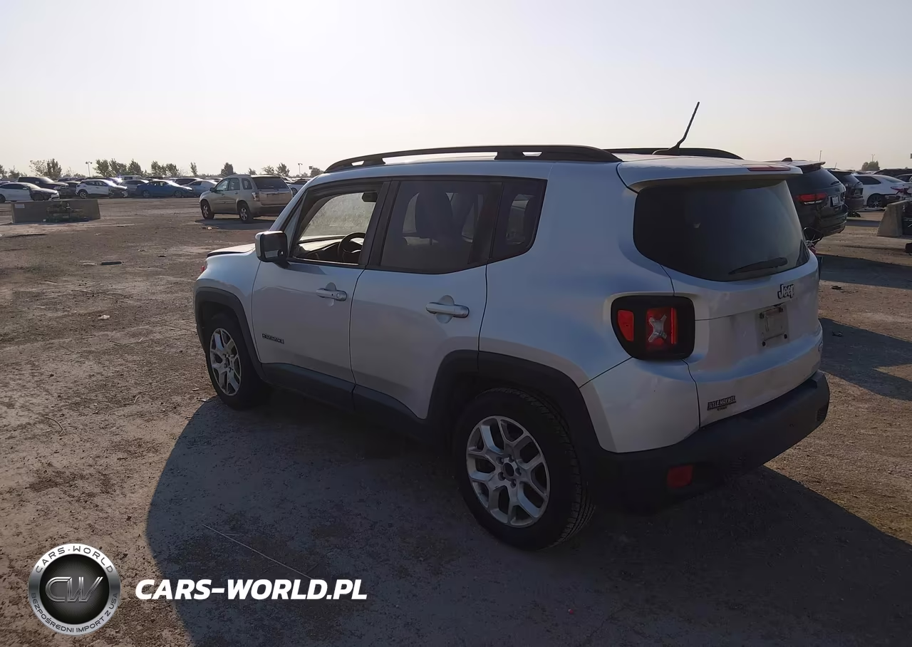 2016 Jeep Renegade Latitude VIN:ZACCJABT5GPE34894 - 3