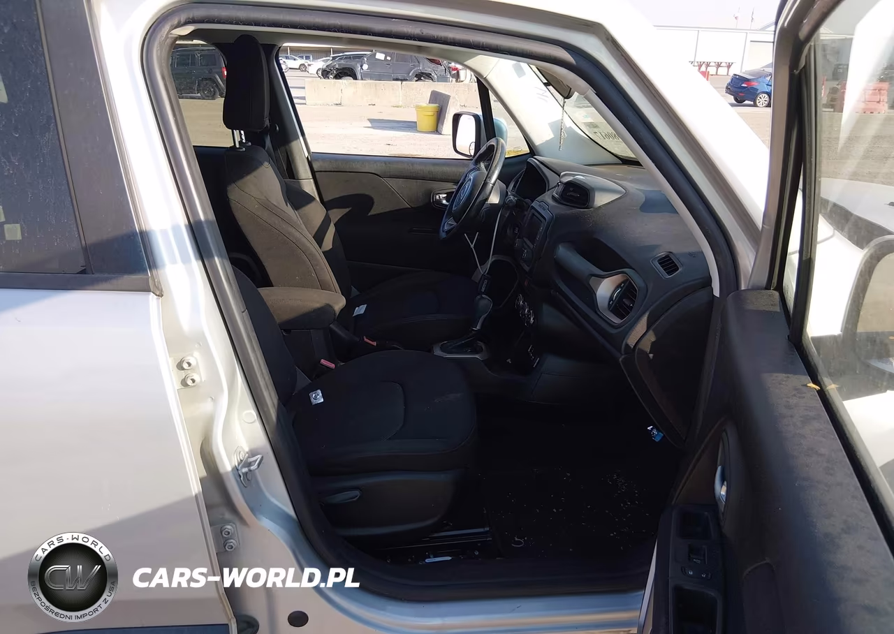 2016 Jeep Renegade Latitude VIN:ZACCJABT5GPE34894 - 5