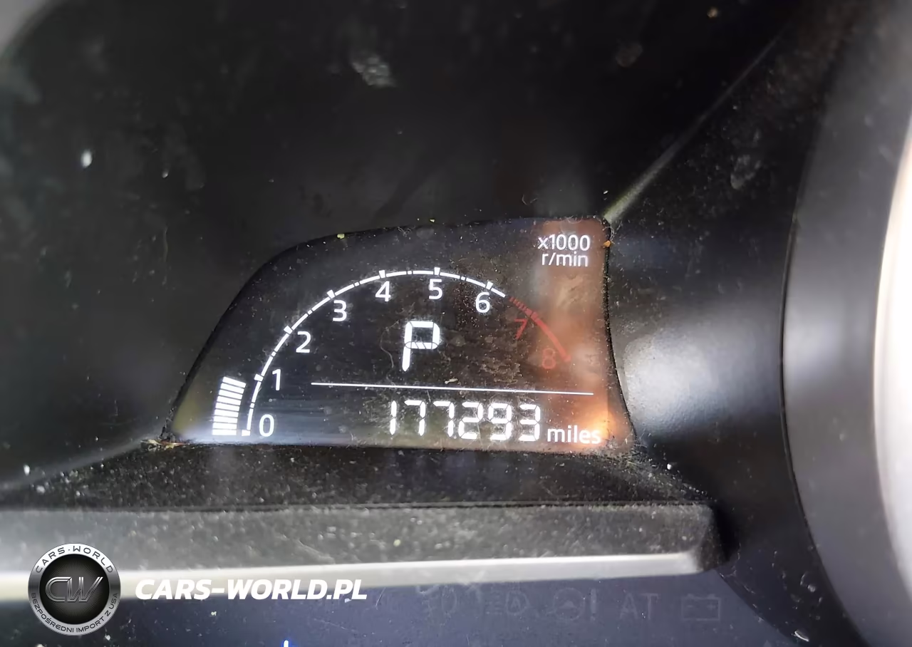 2020 Toyota Yaris Le VIN:3MYDLBYVXLY707641 - 16