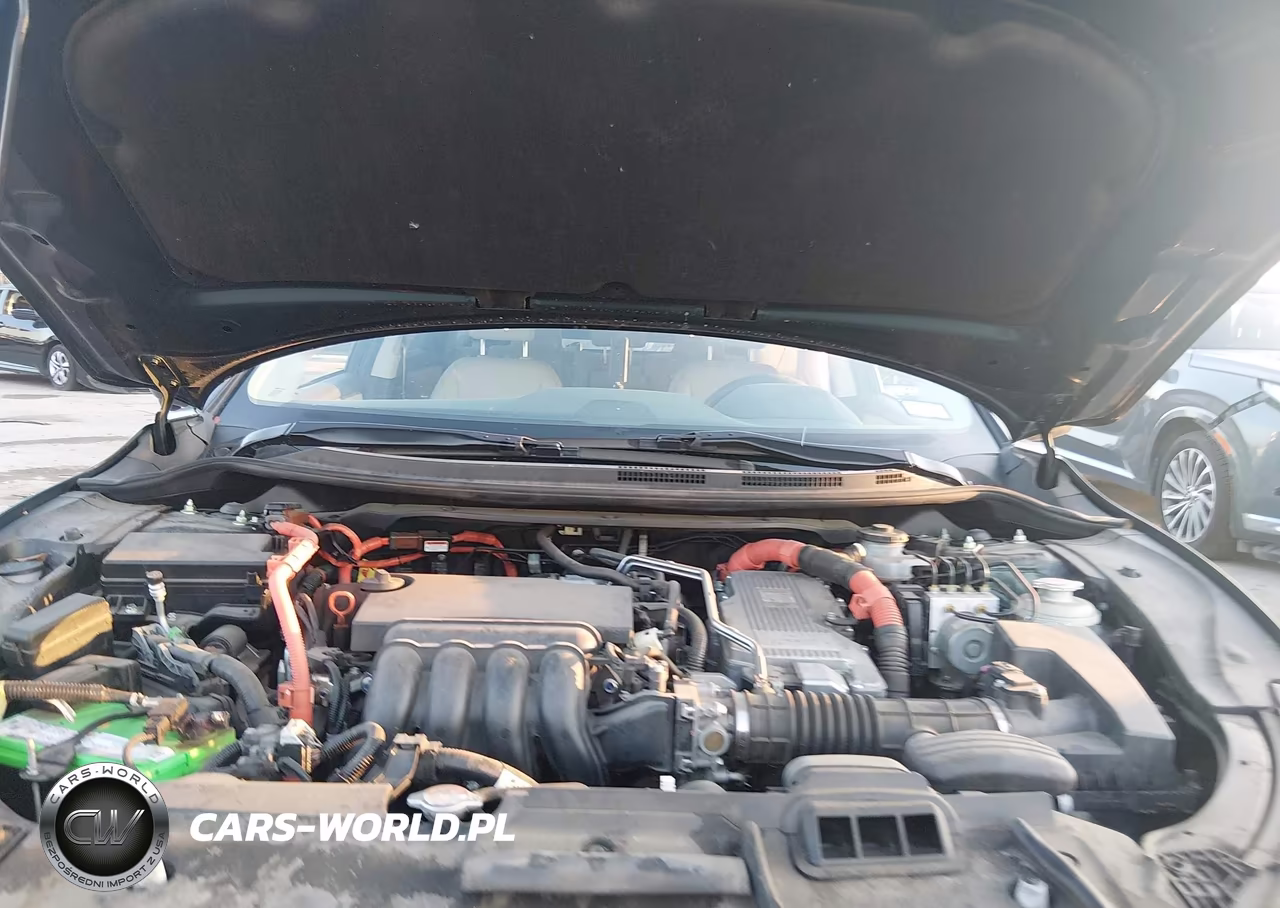2018 Honda Clarity Plug-In Hybrid VIN:JHMZC5F15JC023123 - 10
