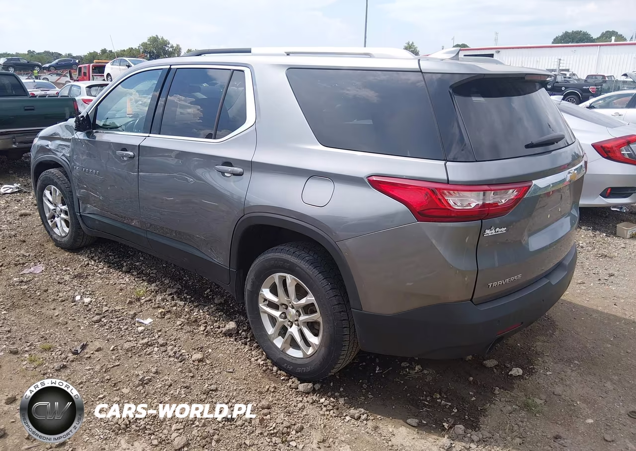 2018 Chevrolet Traverse Lt Cloth VIN:1GNERGKW6JJ176155 - 3