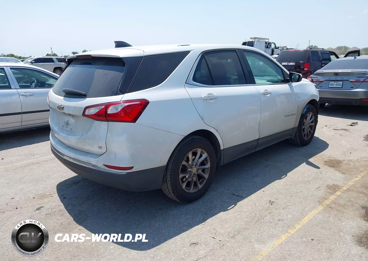 2018 Chevrolet Equinox Lt VIN:3GNAXJEV3JS571073 - 4