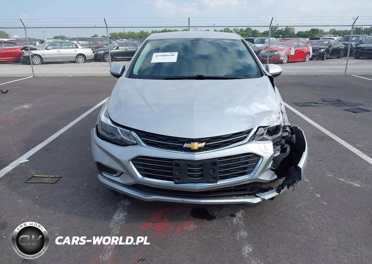 2018 Chevrolet Cruze Premier Auto VIN:3G1BF6SM2JS632141 - 6