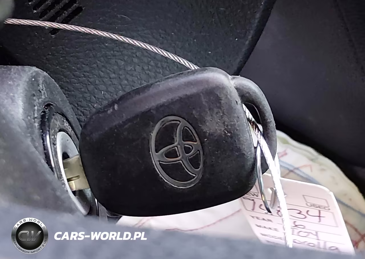 2016 Toyota Corolla Le VIN:5YFBURHE6GP398574 - 11