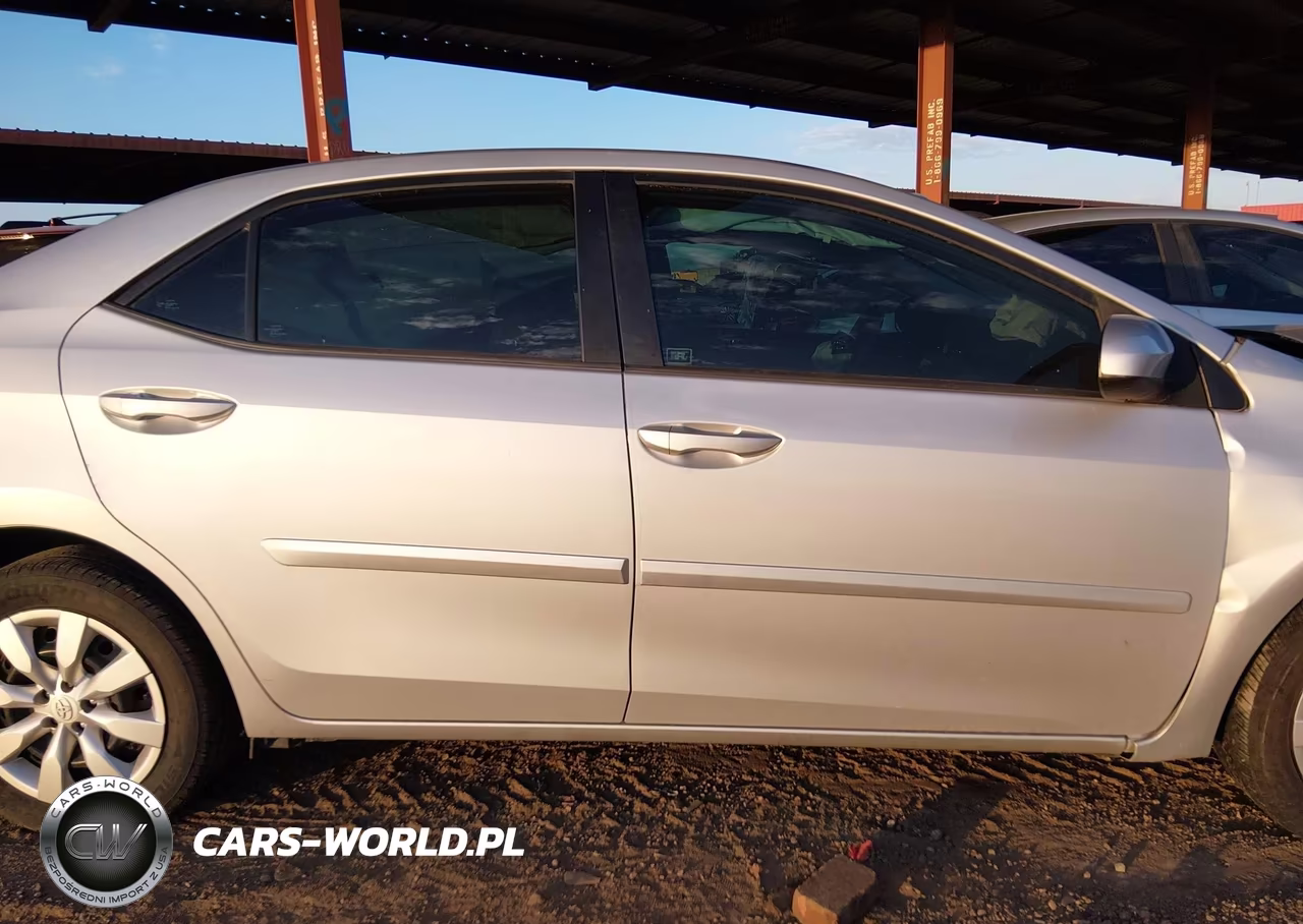 2016 Toyota Corolla Le VIN:5YFBURHE6GP398574 - 14