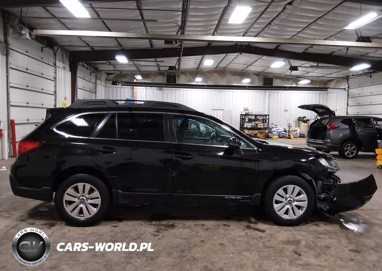 2018 Subaru Outback 2.5I Premium VIN:4S4BSAFCXJ3324370 - 14