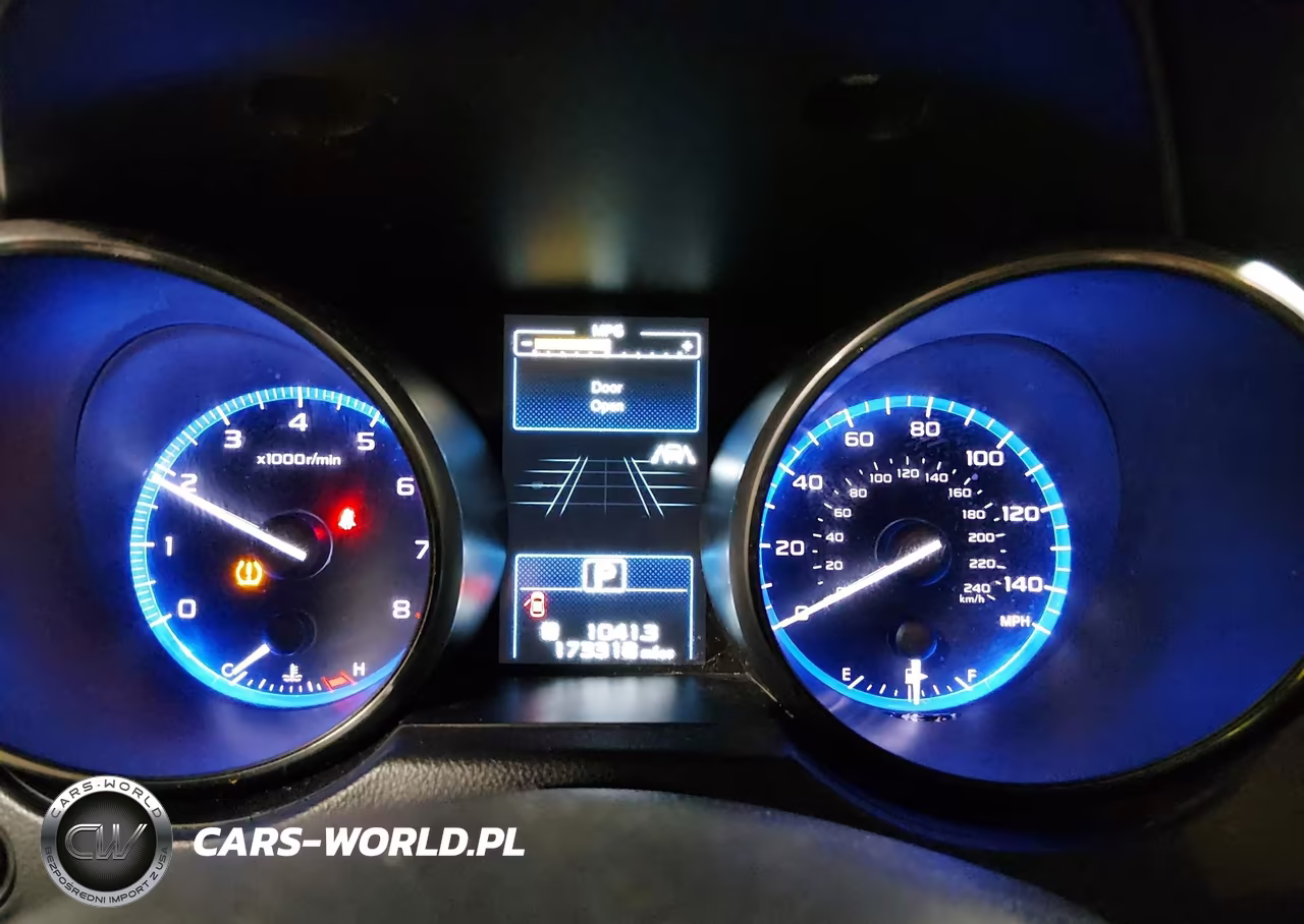 2018 Subaru Outback 2.5I Premium VIN:4S4BSAFCXJ3324370 - 7