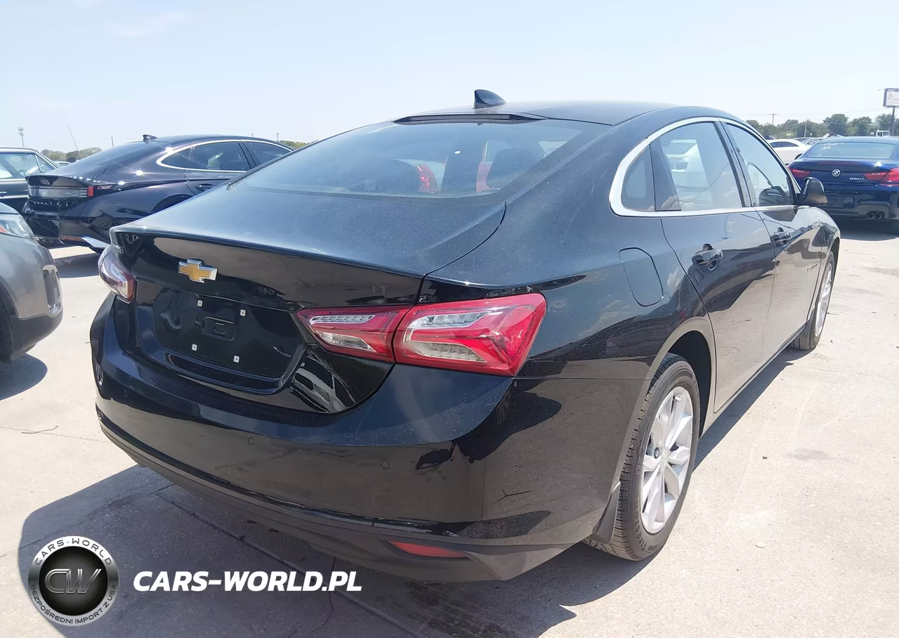 2019 Chevrolet Malibu Lt VIN:1G1ZD5ST8KF200648 - 4